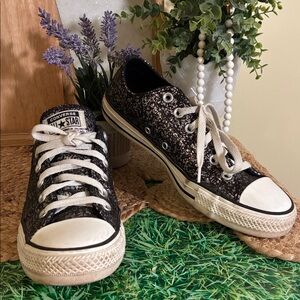 Converse Chuck Taylor, Glitter Black and White Sneakers